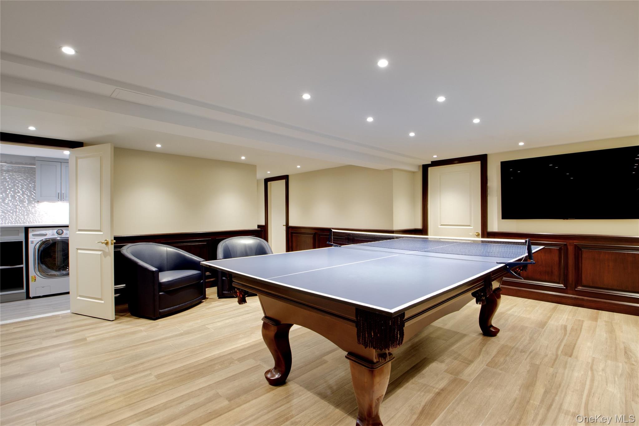 101 Wetherill Road Garden City, NY 11530 - Photo 13 of 24