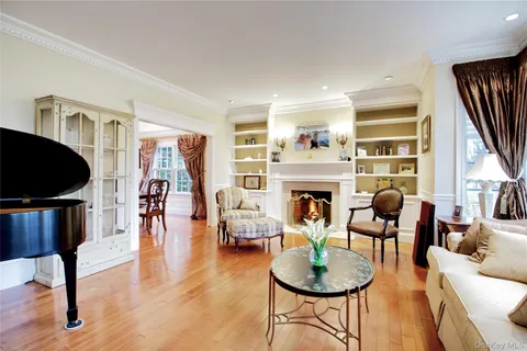 $2,899,000 | 101 Wetherill Road, Garden City, NY 11530