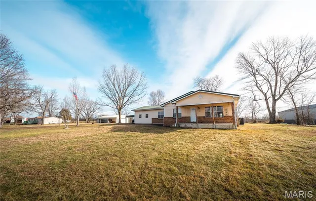 $315,000 | 20576 Highway 17, Waynesville, MO 65583