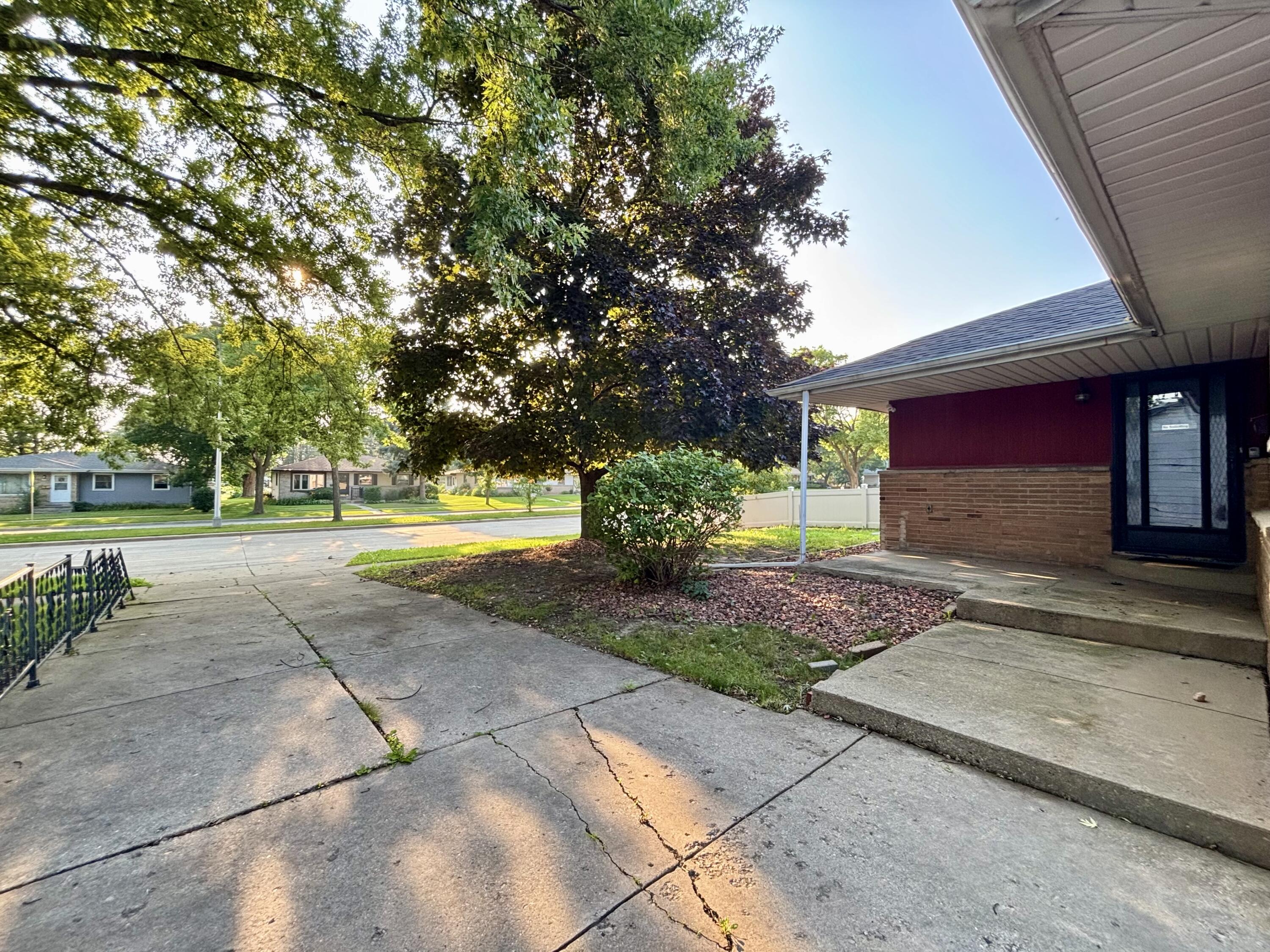 4034 South 60th Street Milwaukee, WI 53220 - Photo 20 of 20 IMG_2758
