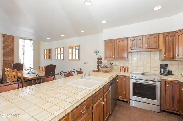 $3,995,000 | 1895 Sunburst Drive, Unit A (WEST SIDE), Vail, CO 81657