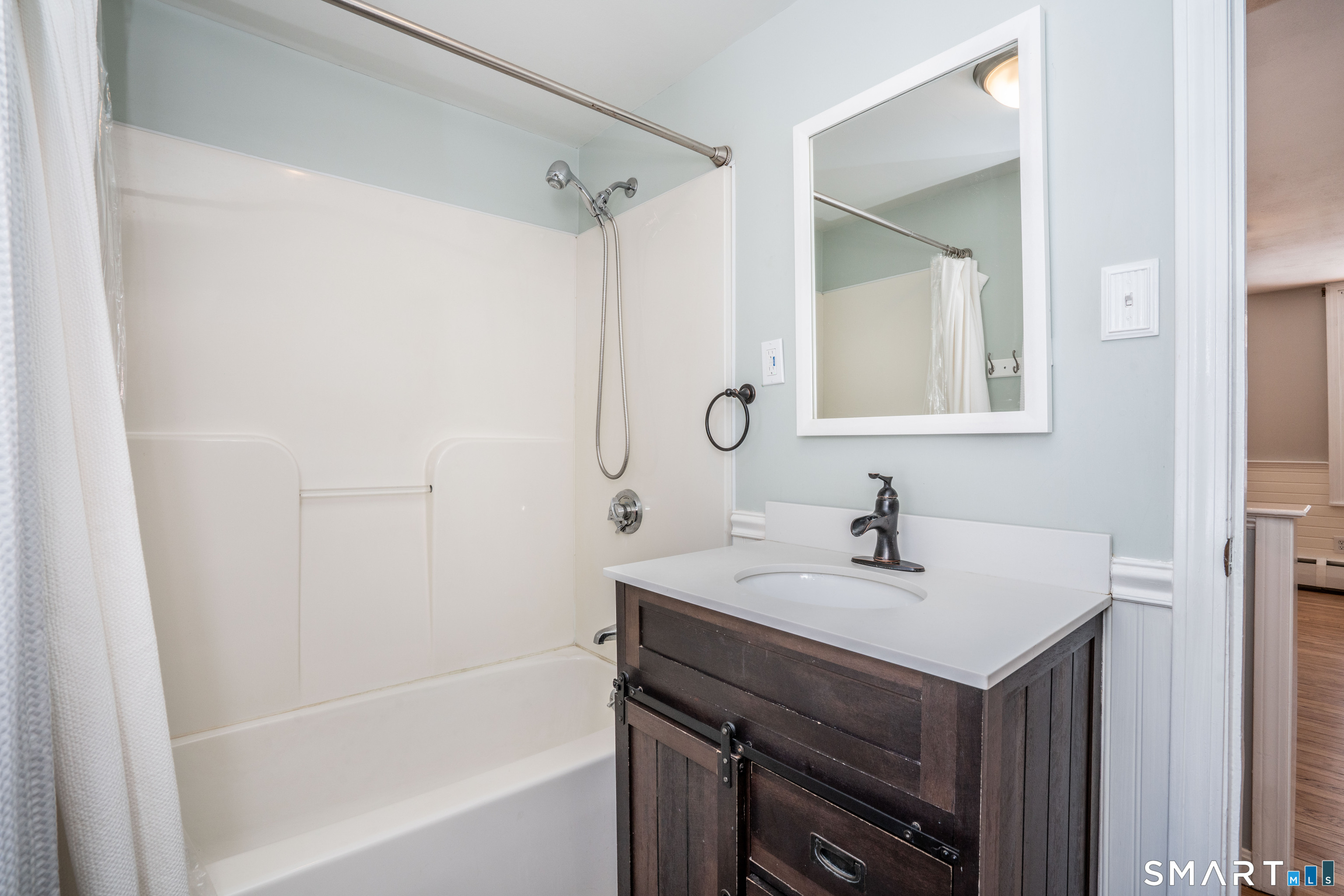 23 Keyes Street Farmington, CT 06085 - Photo 14 of 39