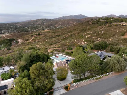 $2,299,000 | 14026 Donart Drive, Poway, CA 92064