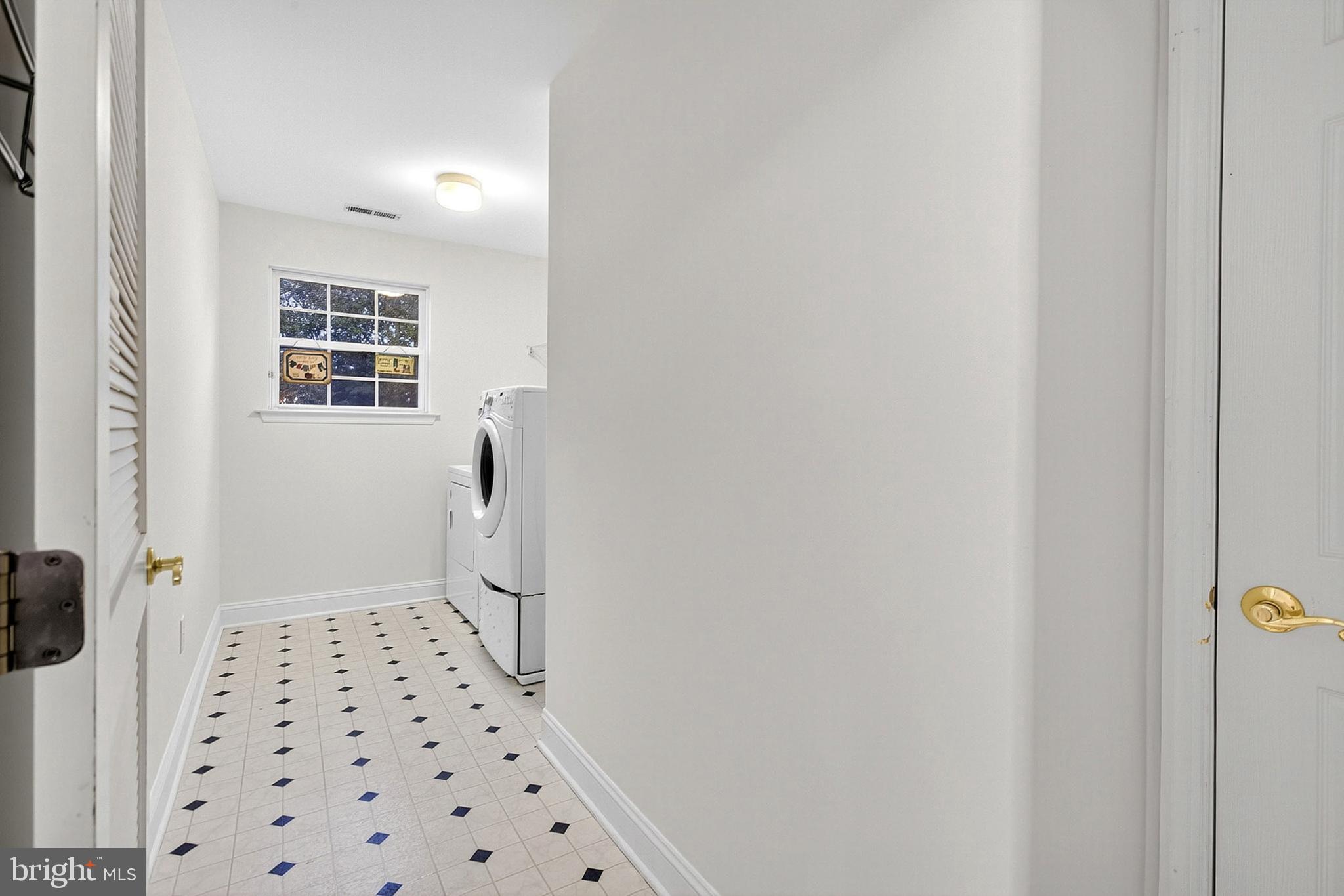 195 Hunters Run Swedesboro, NJ 08085 - Photo 51 of 83 Upstairs Laundry
