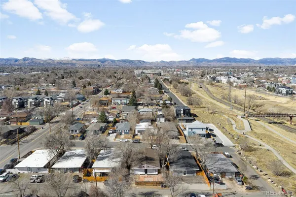 $425,000 | 1030 Stuart Street, Denver, CO 80204