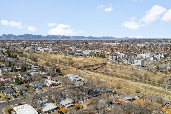 $425,000 | 1030 Stuart Street, Denver, CO 80204