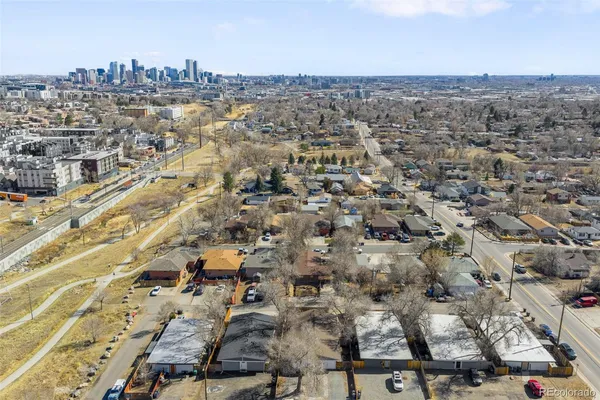$425,000 | 1030 Stuart Street, Denver, CO 80204
