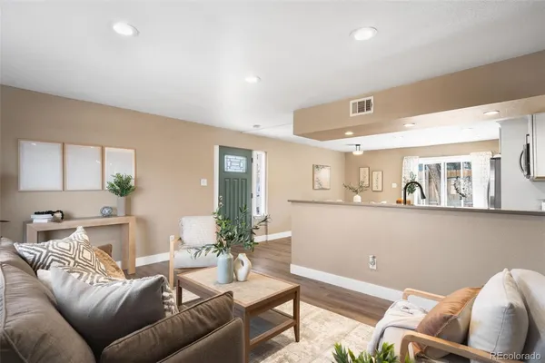 $425,000 | 1030 Stuart Street, Denver, CO 80204