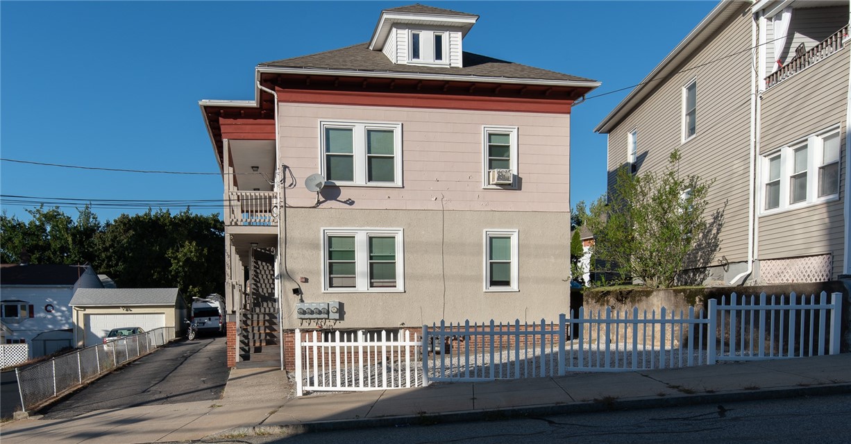 156 Logee Street Woonsocket, RI 02895 - Photo 3 of 33 Gallery Image 3