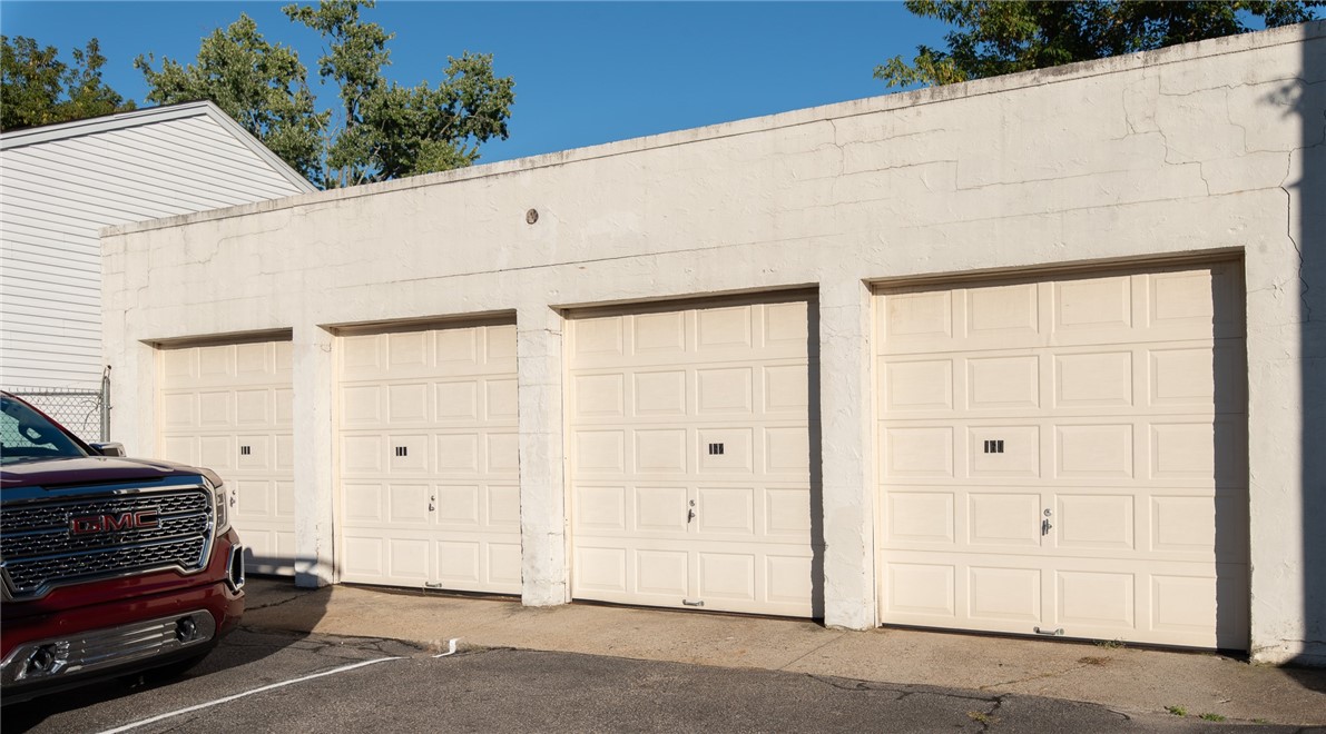 156 Logee Street Woonsocket, RI 02895 - Photo 4 of 33 Gallery Image 4
