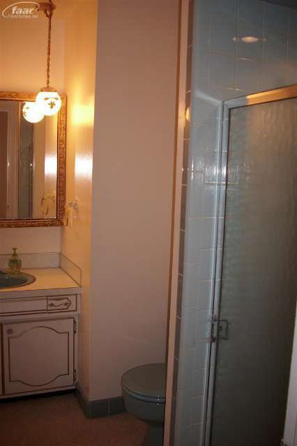 9106 Carpenter Road Flushing, MI 48433 - Photo 10 of 14 20386426-9.JPG