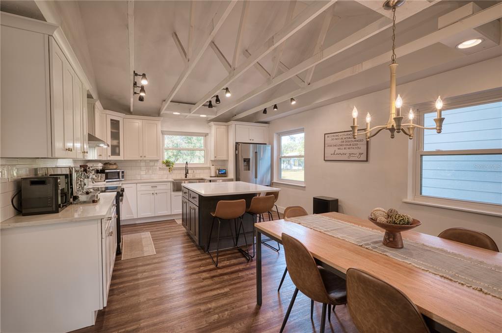 5310 Jim Davis Road Parrish, FL 34219 - Photo 19 of 88