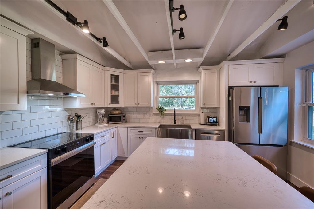 5310 Jim Davis Road Parrish, FL 34219 - Photo 21 of 88