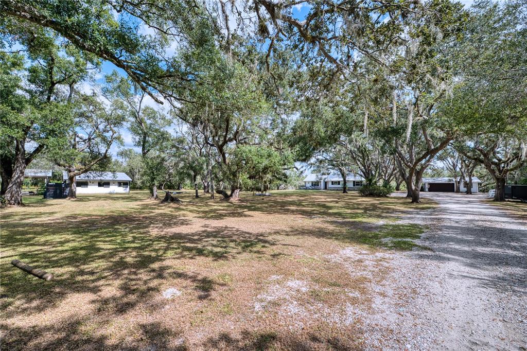 5310 Jim Davis Road Parrish, FL 34219 - Photo 82 of 88