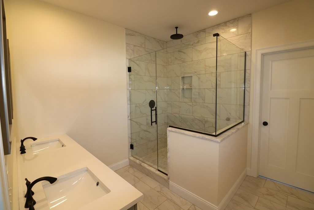 51 Blood Road Charlton, MA 01507 - Photo 13 of 28 Gallery Image 13
