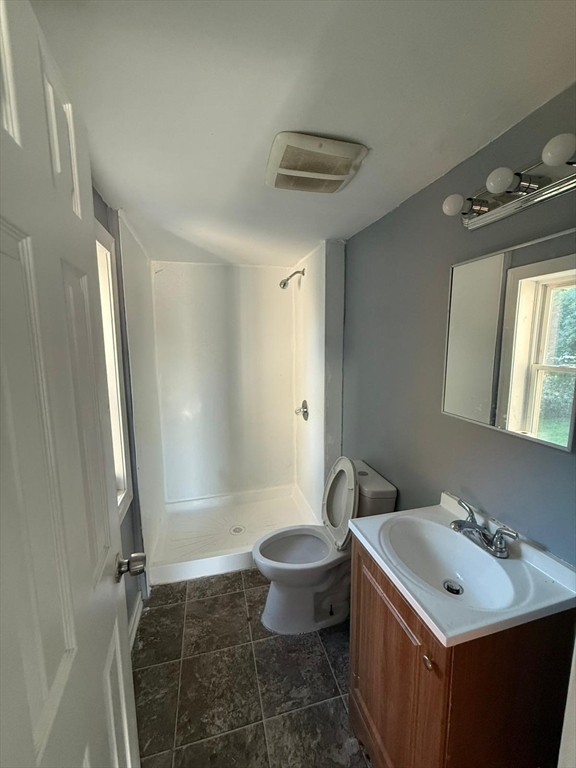 1275 Worcester Street Springfield, MA 01151 - Photo 23 of 27