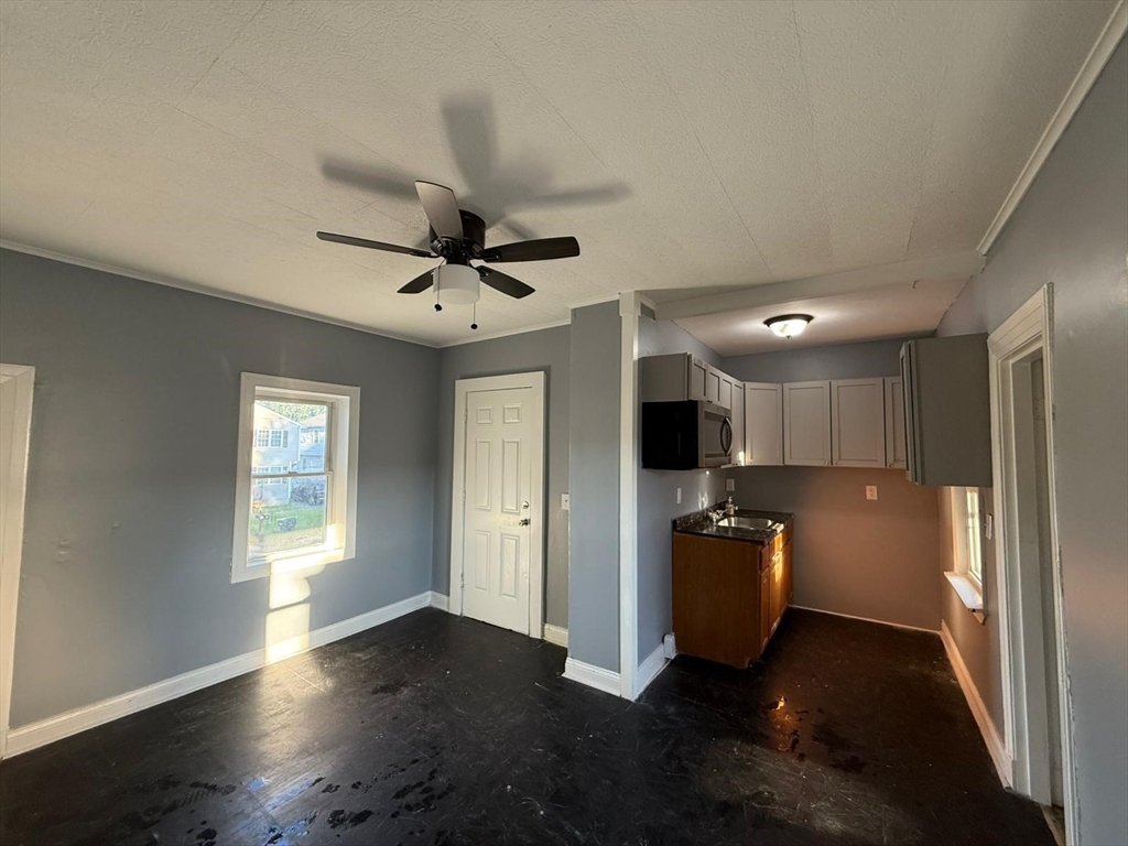 1275 Worcester Street Springfield, MA 01151 - Photo 25 of 27