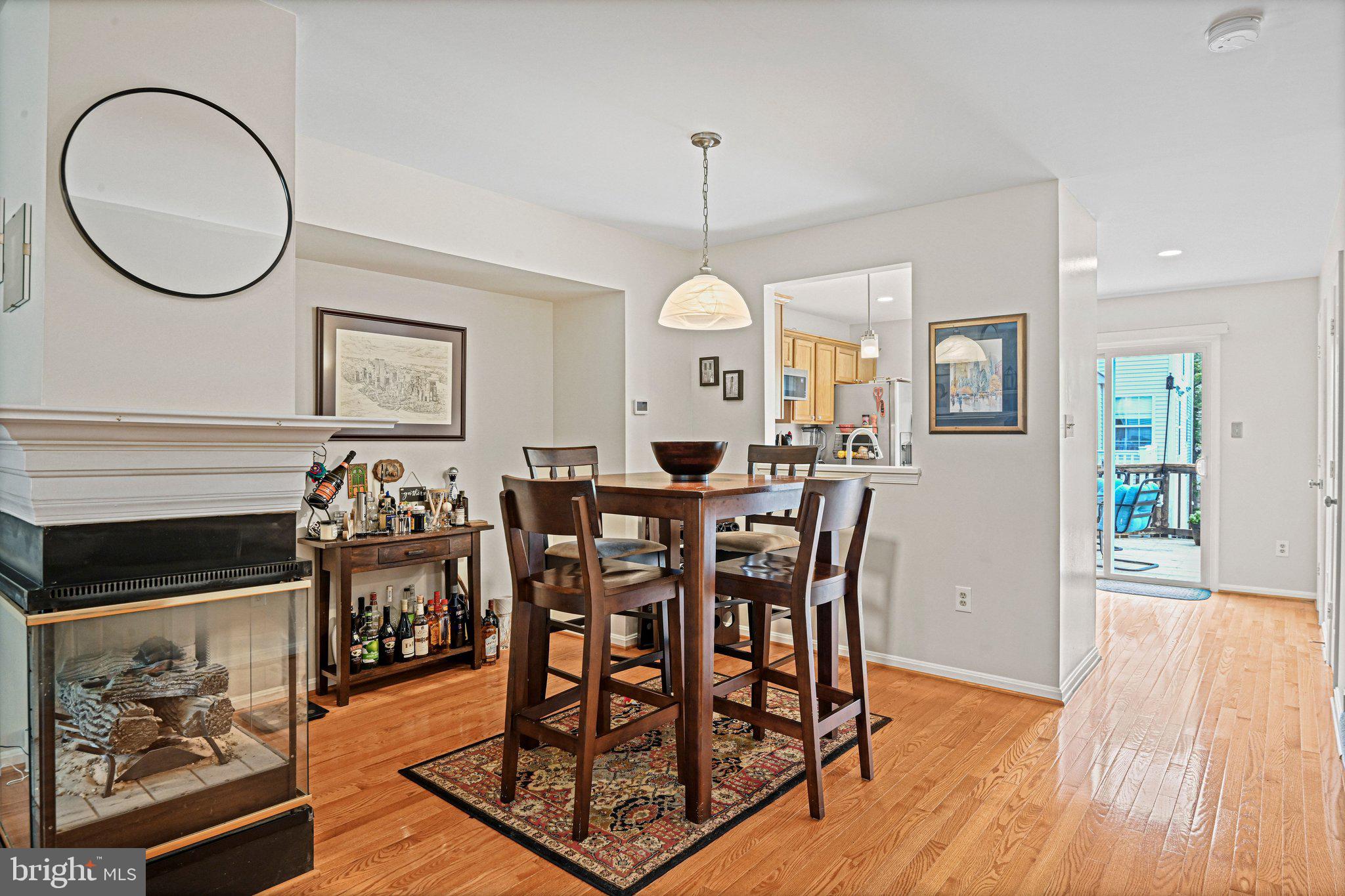 13163 Kidwell Field Road Herndon, VA 20171 - Photo 8 of 34