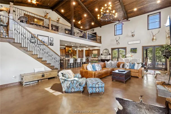 $4,300,000 | 13267 State Highway 30, College Station, TX 77845