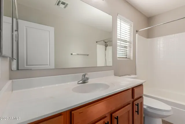 $2,395 | 3759 East Sebastian Lane, Gilbert, AZ 85297