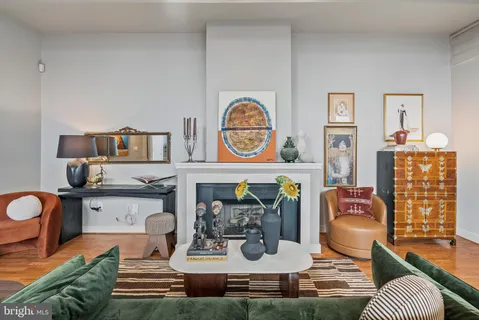 $748,000 | 2380 Champlain Street Northwest, Unit 202, Washington, DC 20009