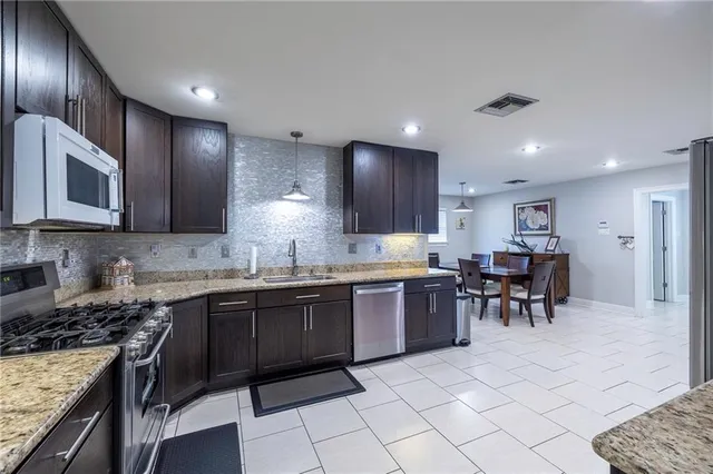 $269,000 | 8721 Livingston Avenue, Chalmette, LA 70043