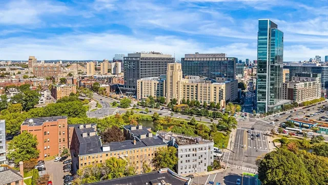 $545,000 | 116 Riverway, Unit 14, Boston, MA 02215