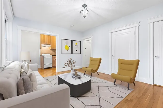 $545,000 | 116 Riverway, Unit 14, Boston, MA 02215