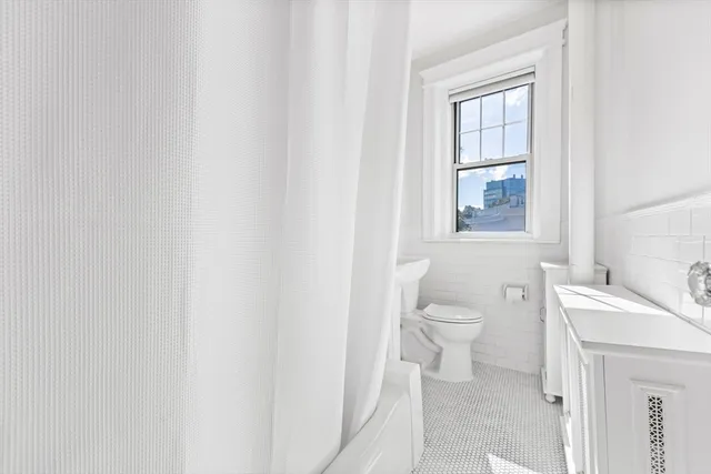 $545,000 | 116 Riverway, Unit 14, Boston, MA 02215