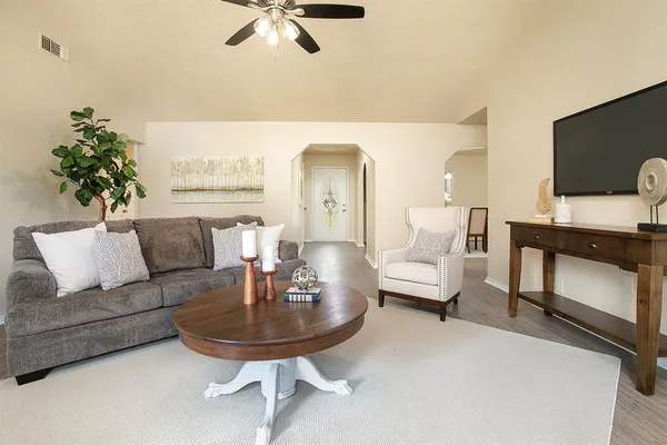 $385,000 | 1501 Timber Creek, Kemp, TX 75143