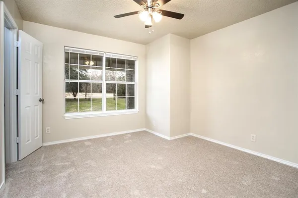 $385,000 | 1501 Timber Creek, Kemp, TX 75143