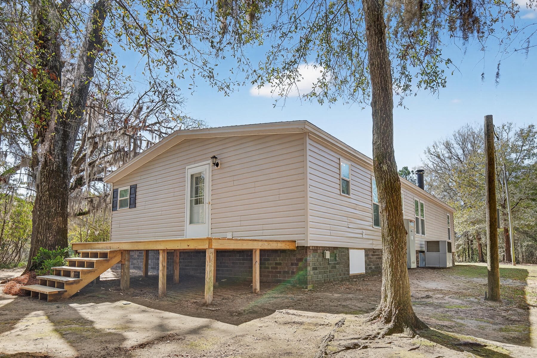 1223 Benton Road Summerton, SC 29148 - Photo 43 of 51 TB-68