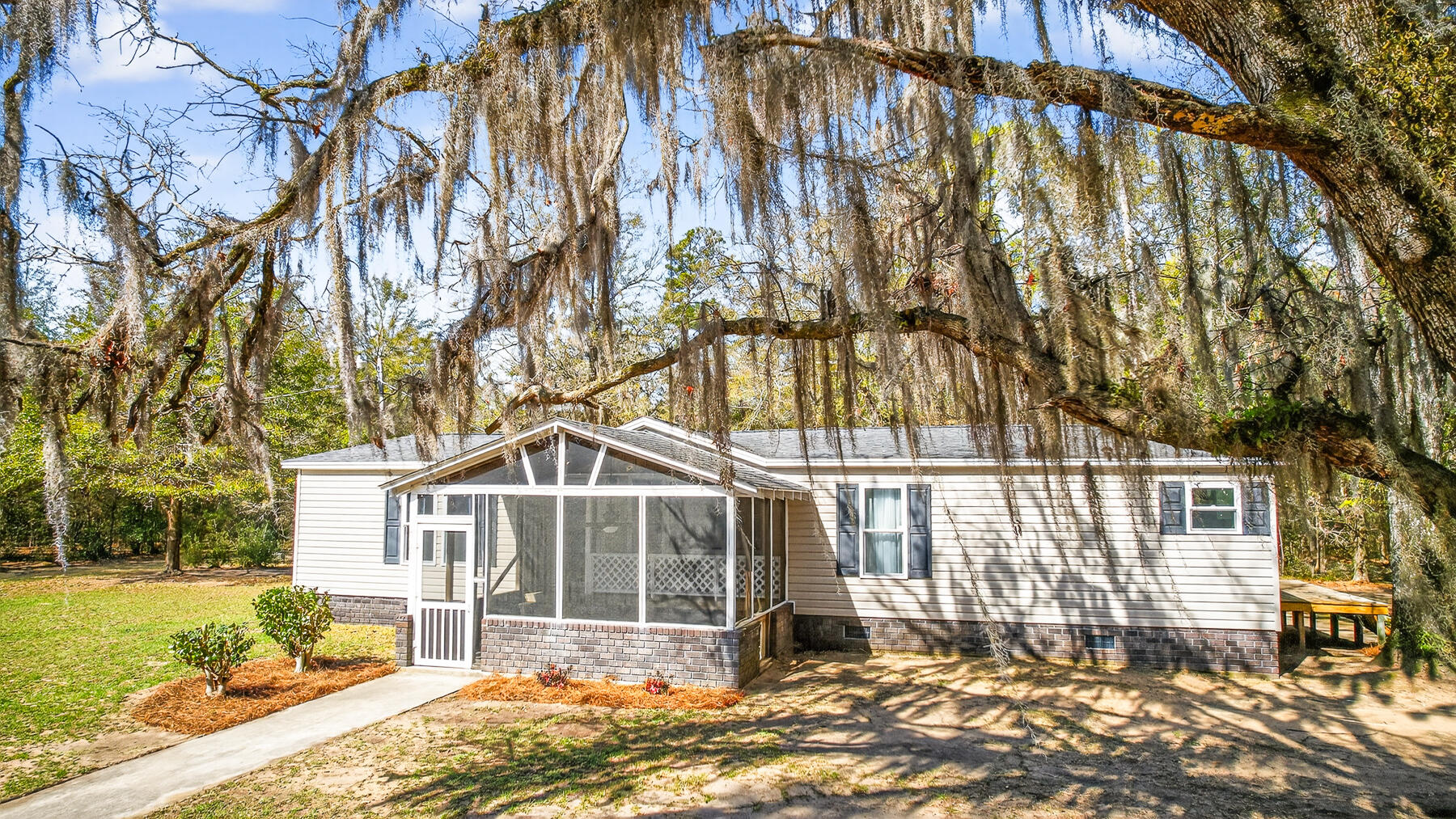 1223 Benton Road Summerton, SC 29148 - Photo 7 of 51 TB-1
