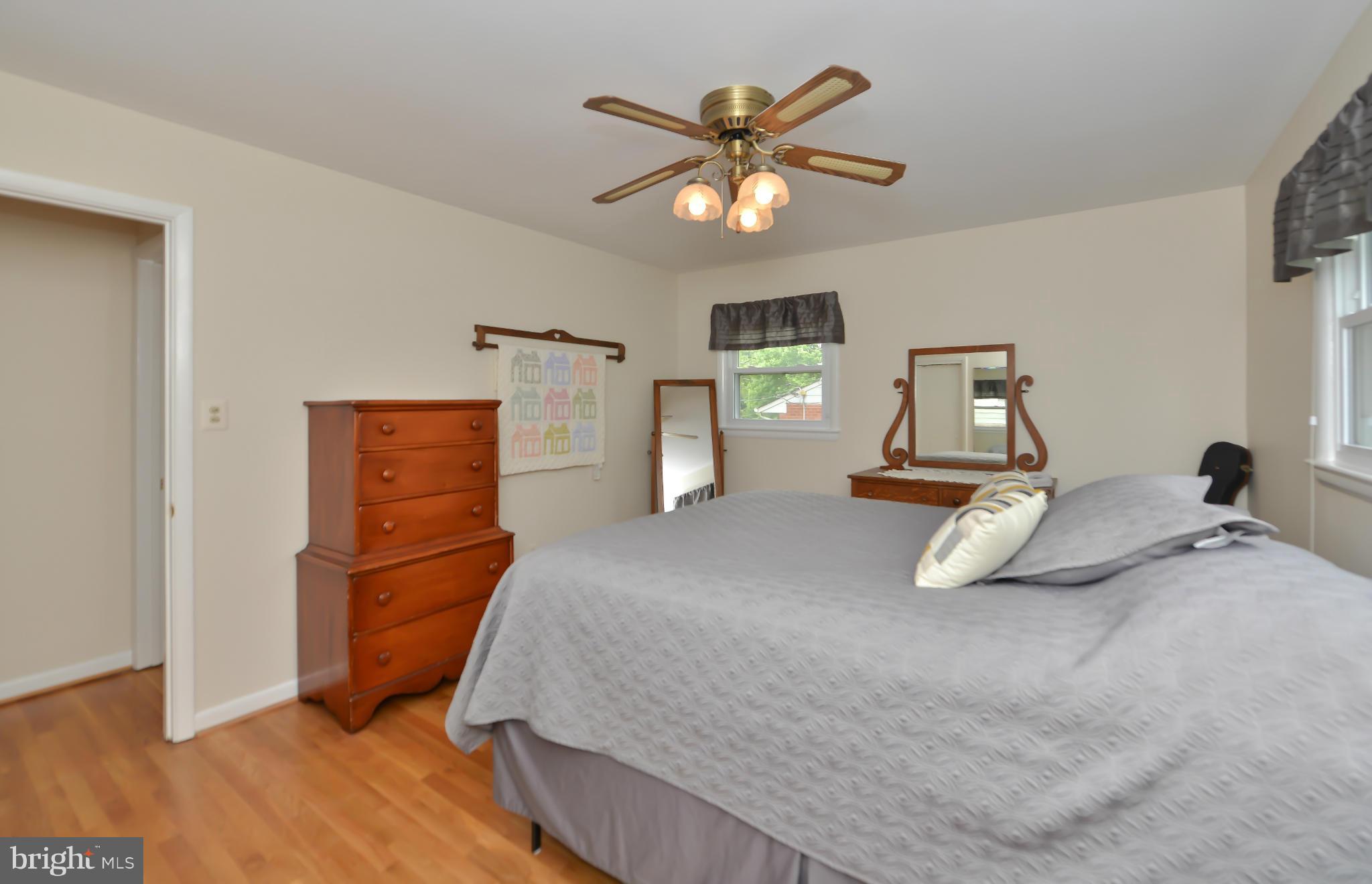 8813 Battery Road Alexandria, VA 22308 - Photo 13 of 24 Bedroom