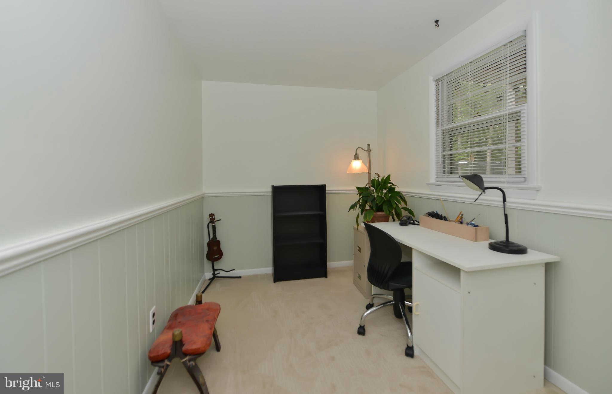 8813 Battery Road Alexandria, VA 22308 - Photo 17 of 24 Bedroom / Den