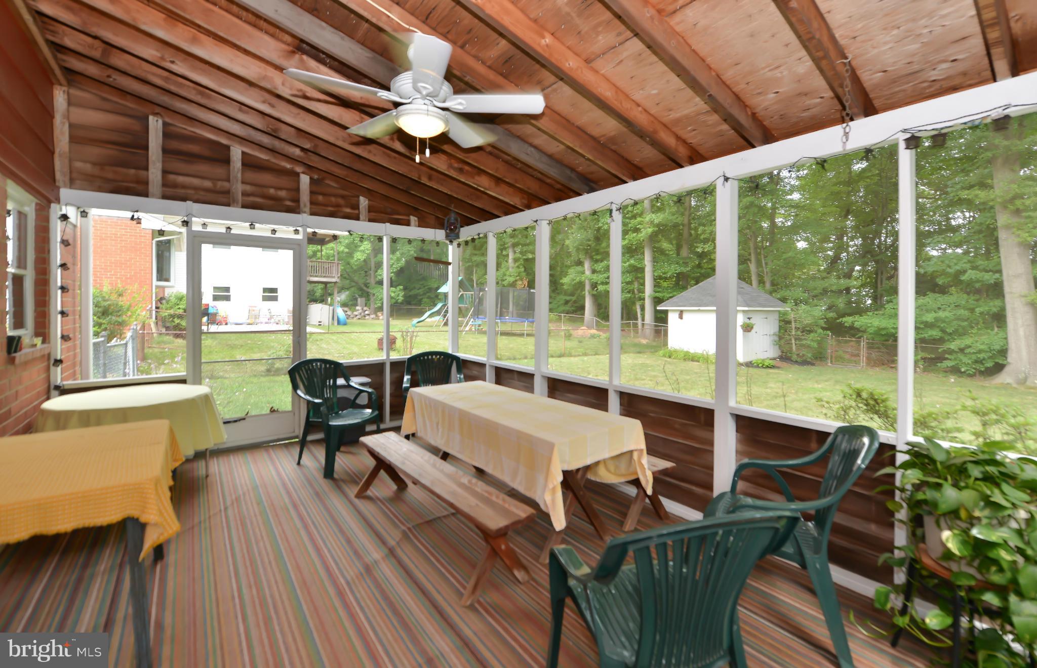 8813 Battery Road Alexandria, VA 22308 - Photo 21 of 24 Deck