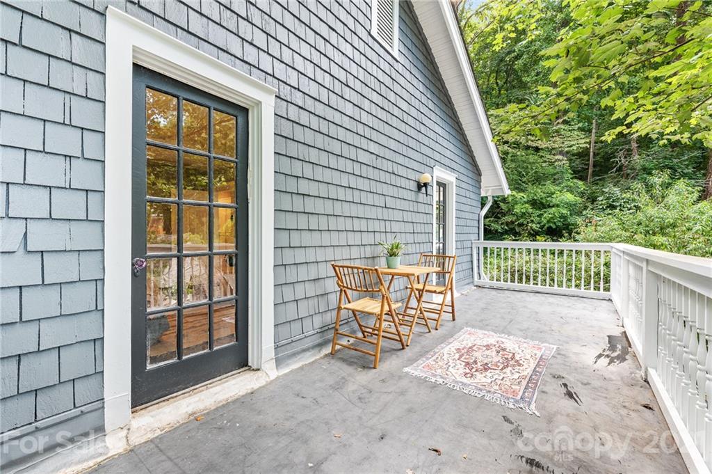 17 Howland Road Asheville, NC 28804 - Photo 18 of 30 Gallery Image 18