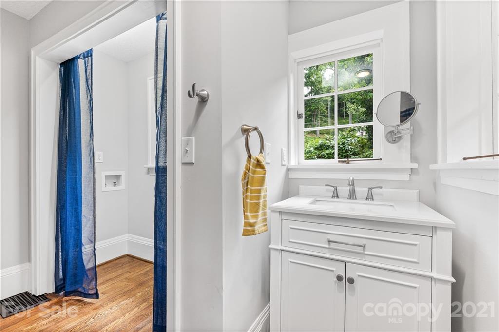 17 Howland Road Asheville, NC 28804 - Photo 21 of 30 Gallery Image 21