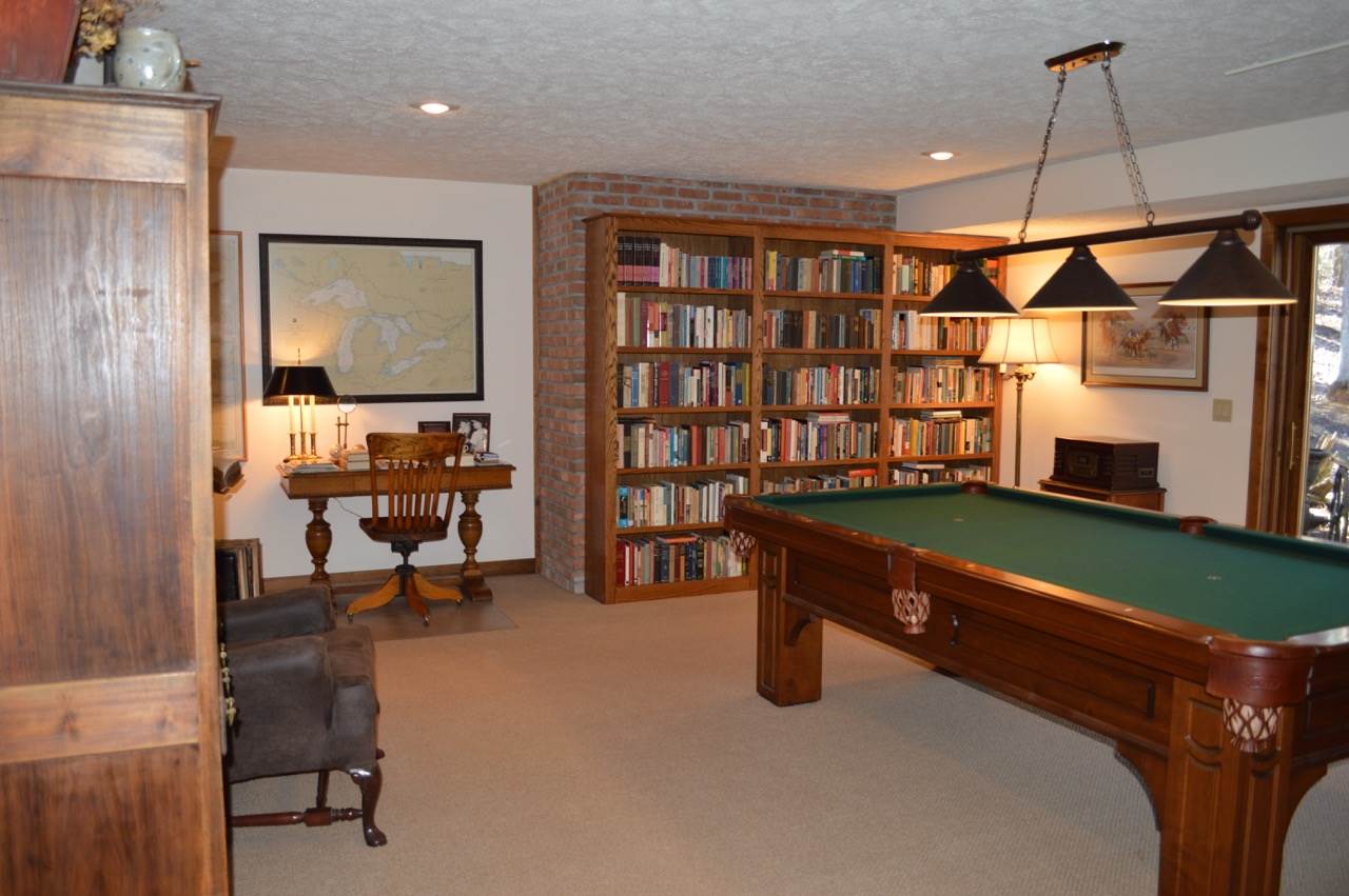 6453 Mission Ridge Traverse City, MI 49686 - Photo 19 of 25 1814124-18.JPG