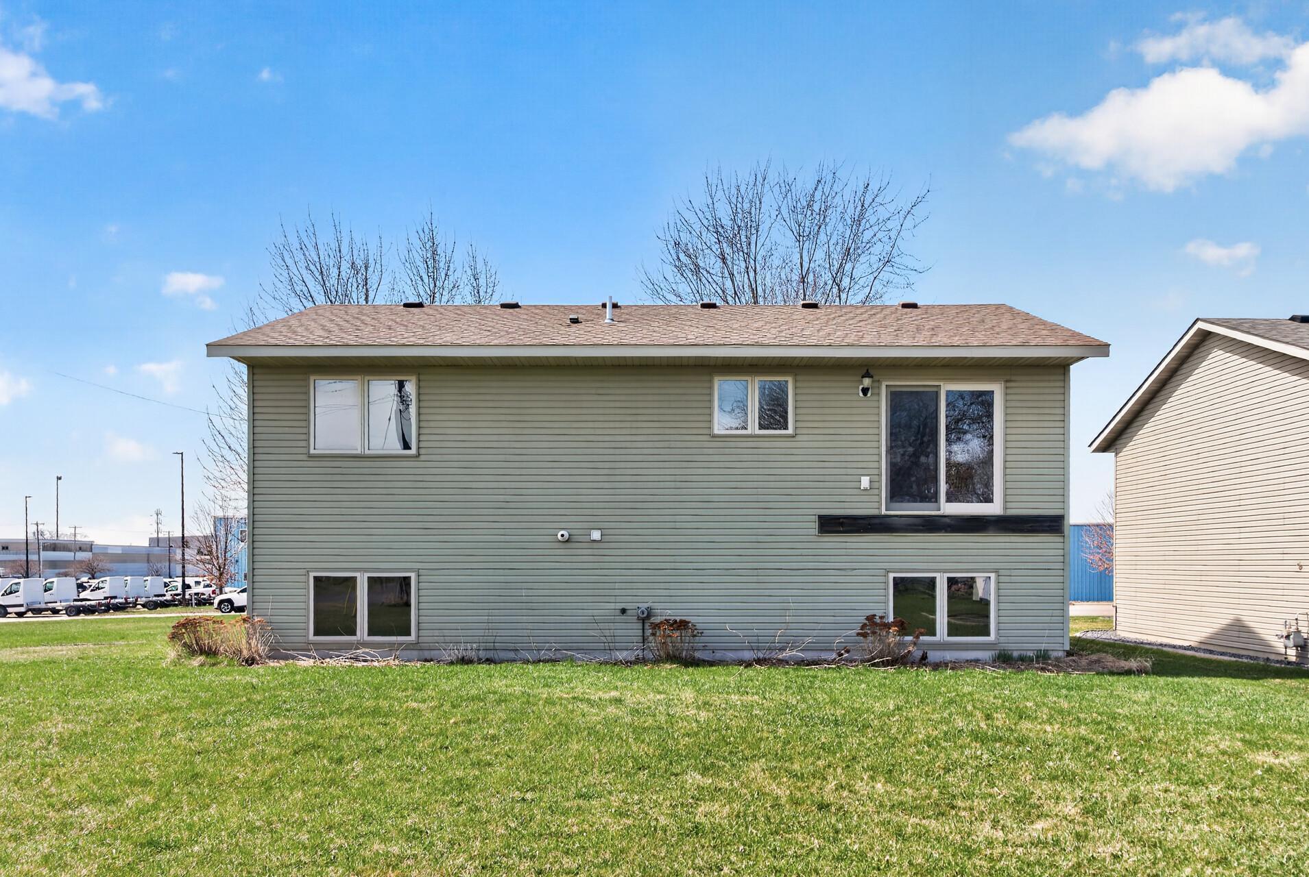 551 3rd Street South Winsted, MN 55395 - Photo 12 of 20