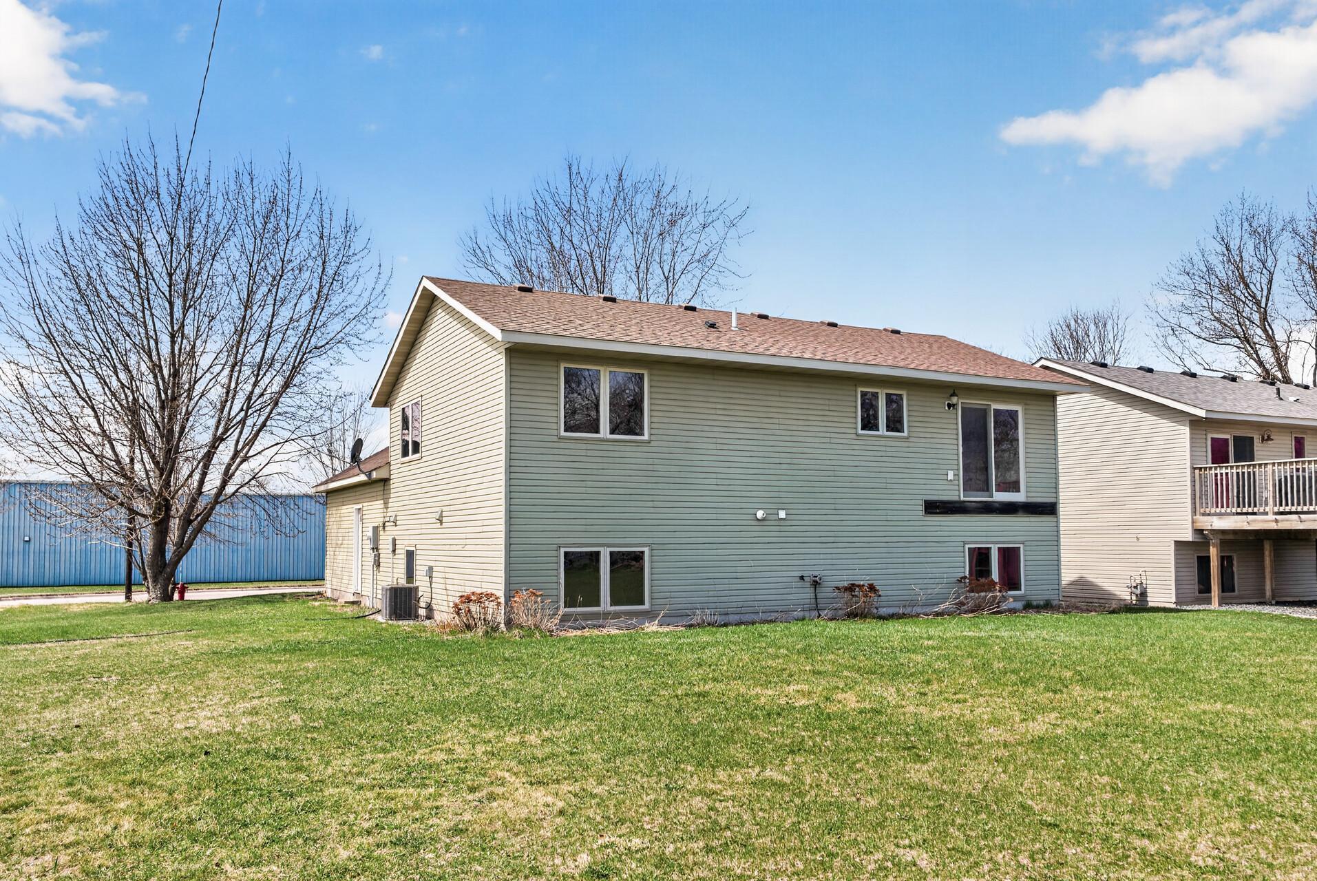 551 3rd Street South Winsted, MN 55395 - Photo 13 of 20