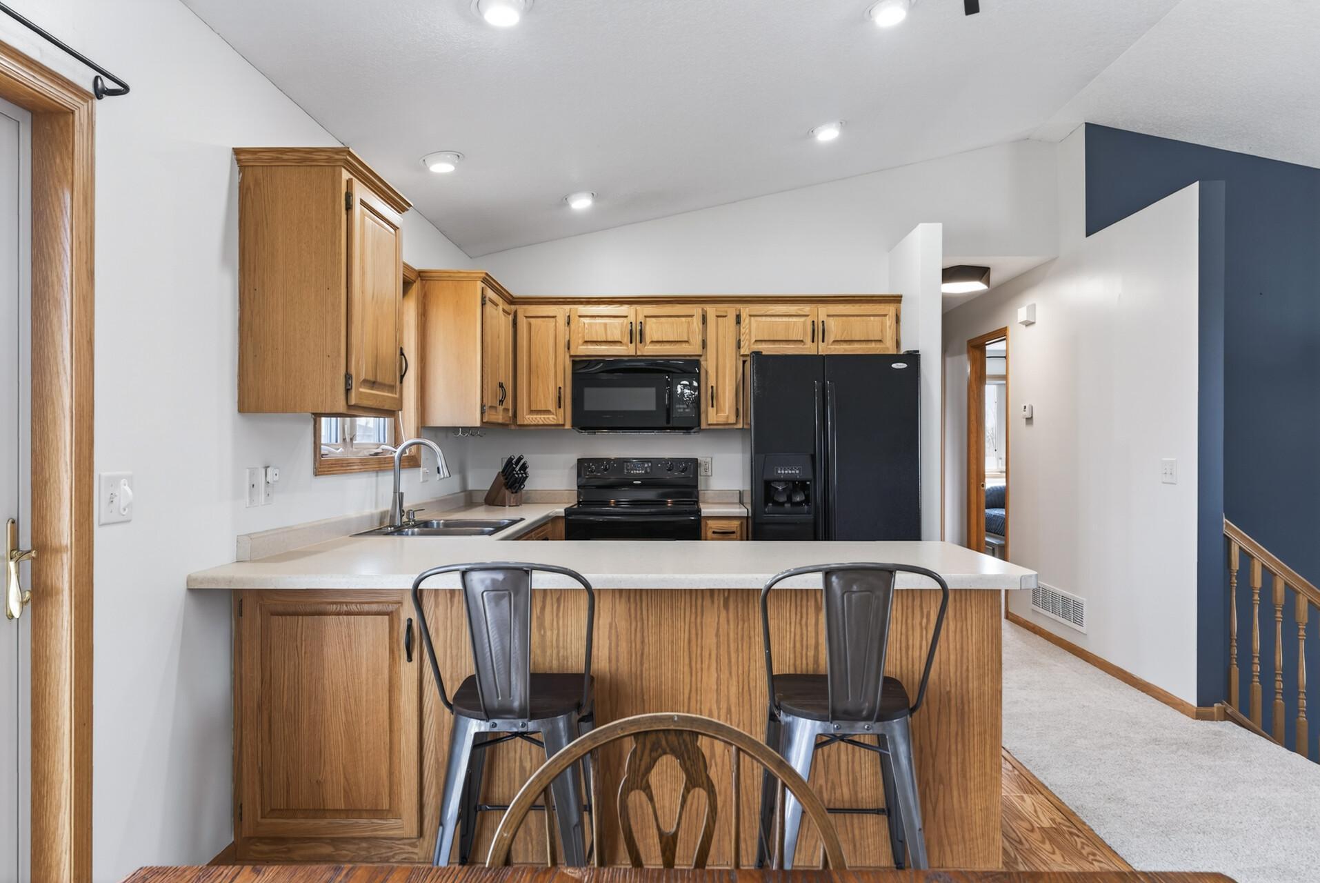 551 3rd Street South Winsted, MN 55395 - Photo 5 of 20