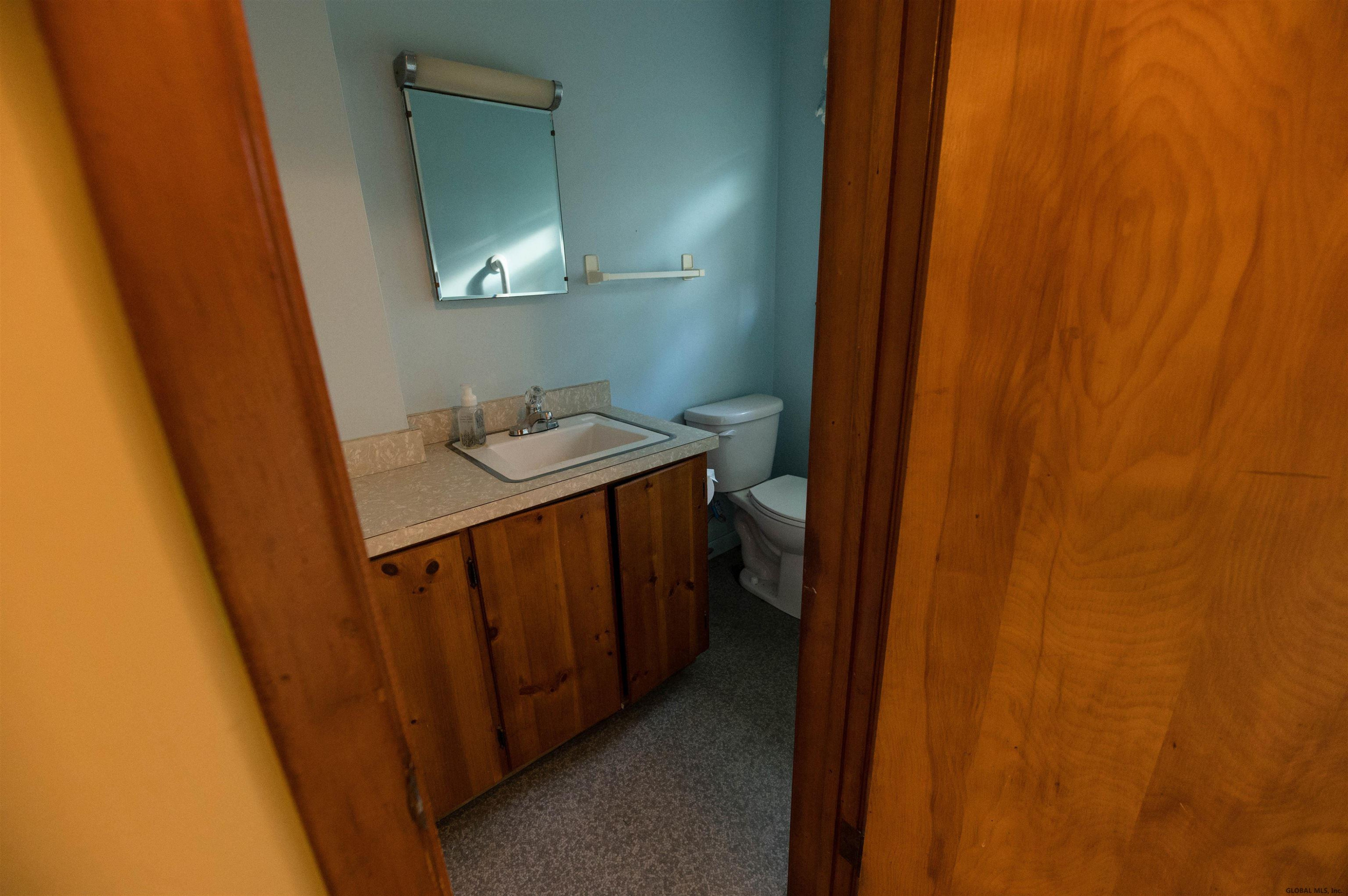 9282 Hayes Road Marcy, NY 13403 - Photo 9 of 33 Photo 10