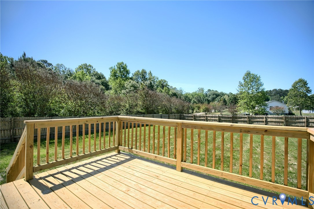 9424 Marlfield Road Gloucester, VA 23061 - Photo 27 of 31