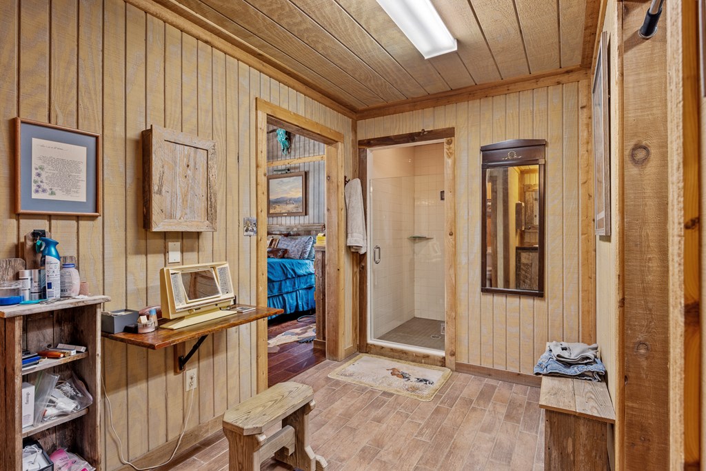 1897 Kyle Ranch Road Bandera, TX 78003 - Photo 14 of 60