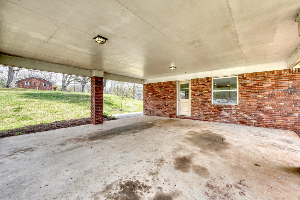 689 Bugscuffle Road Hiawassee, GA 30546 - Photo 17 of 43 Gallery Image 17
