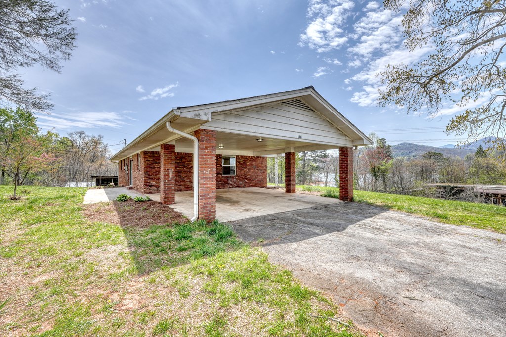 689 Bugscuffle Road Hiawassee, GA 30546 - Photo 10 of 43 Gallery Image 10