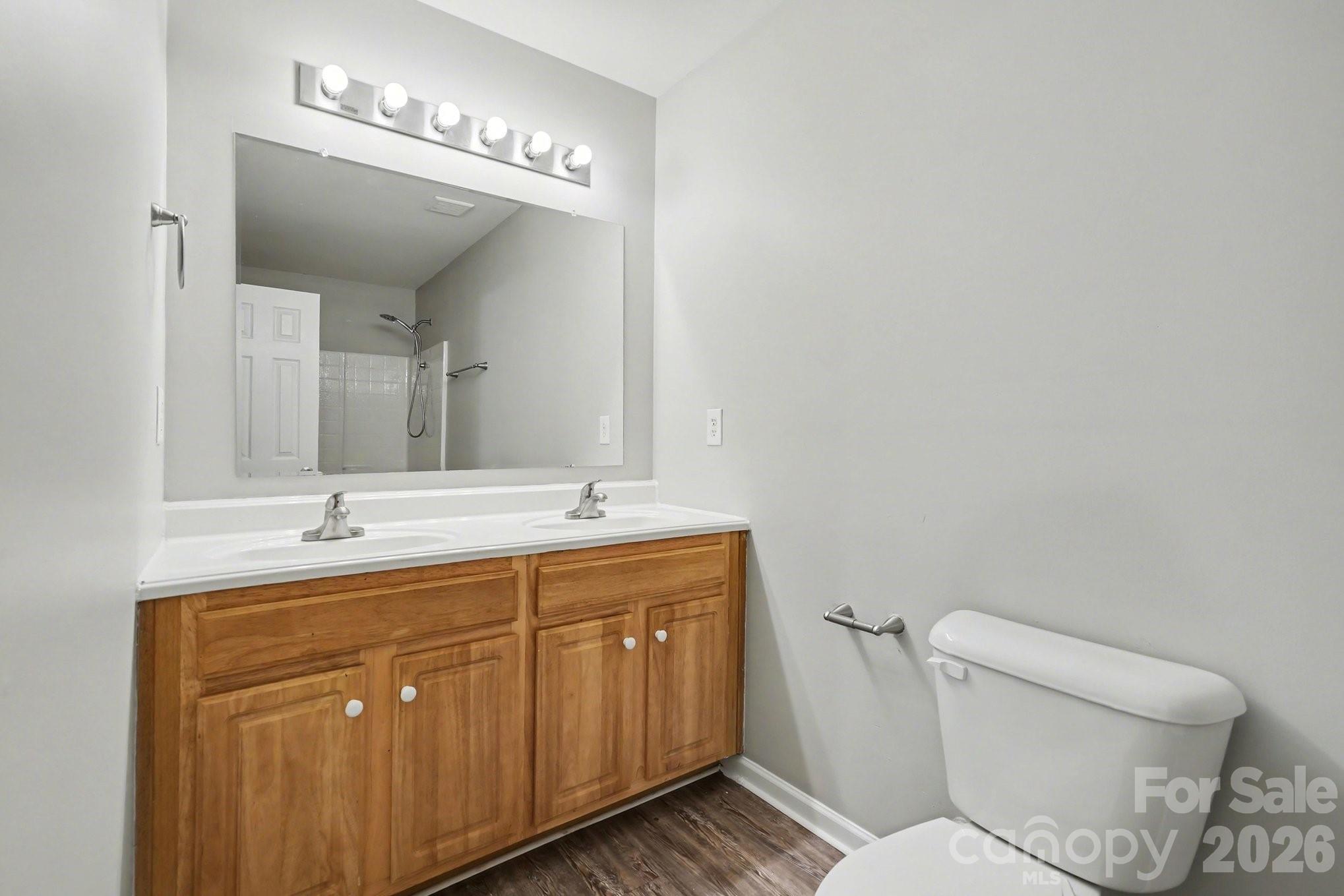 911 Valley Ridge Road Charlotte, NC 28214 - Photo 12 of 19
