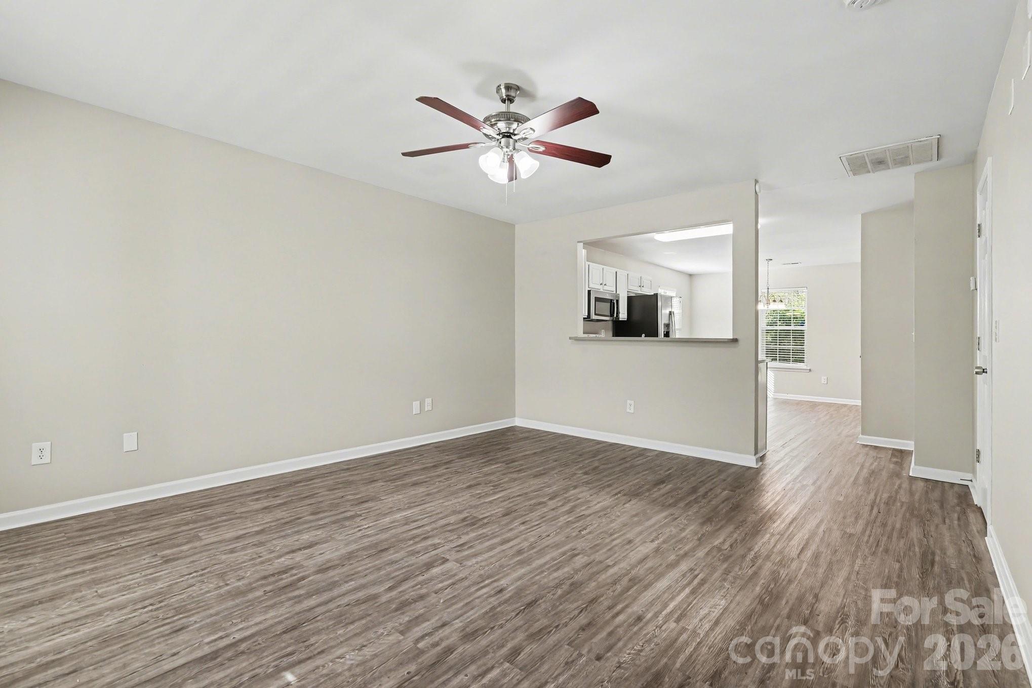 911 Valley Ridge Road Charlotte, NC 28214 - Photo 5 of 19