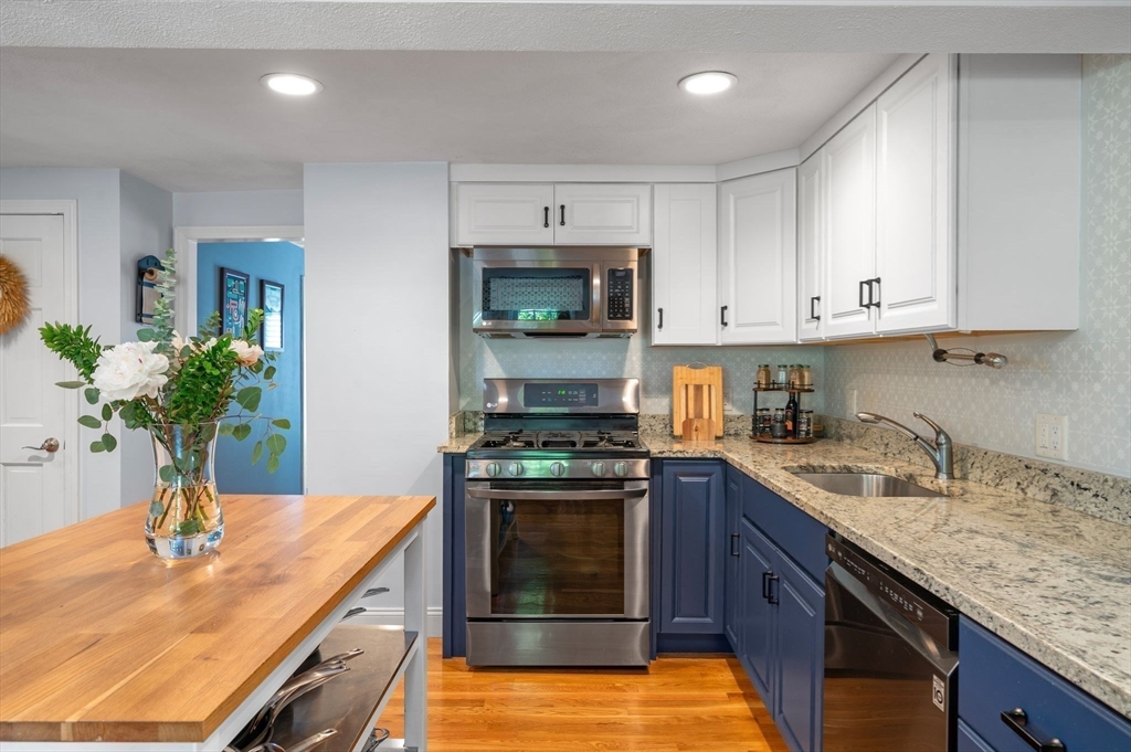 66 Spring Street Stoneham, MA 02180 - Photo 7 of 41